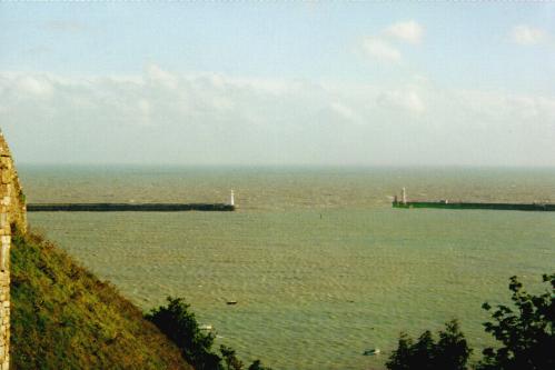 dover5.jpg (20738 bytes)